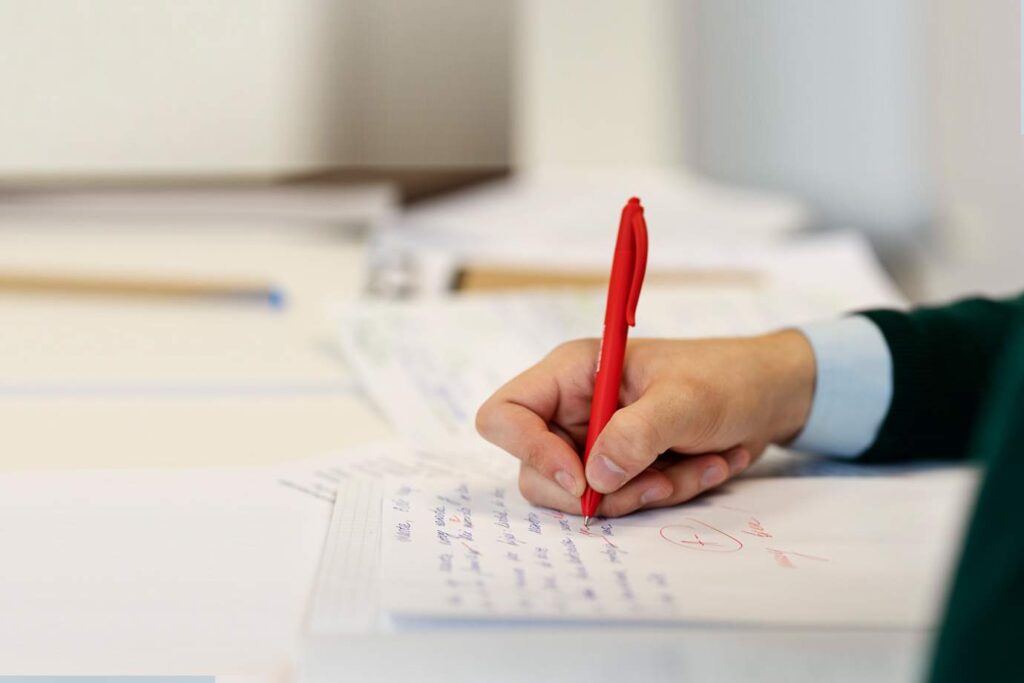 IELTS Reading Practice Test with Answers 2025
